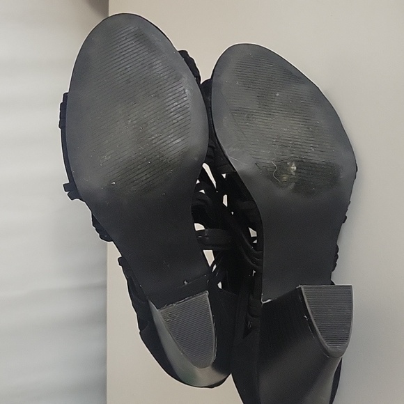 Women's JUSTFAB Heels Size 8.5 Black Zipper On The Back Of The Heel - Picture 6 of 8